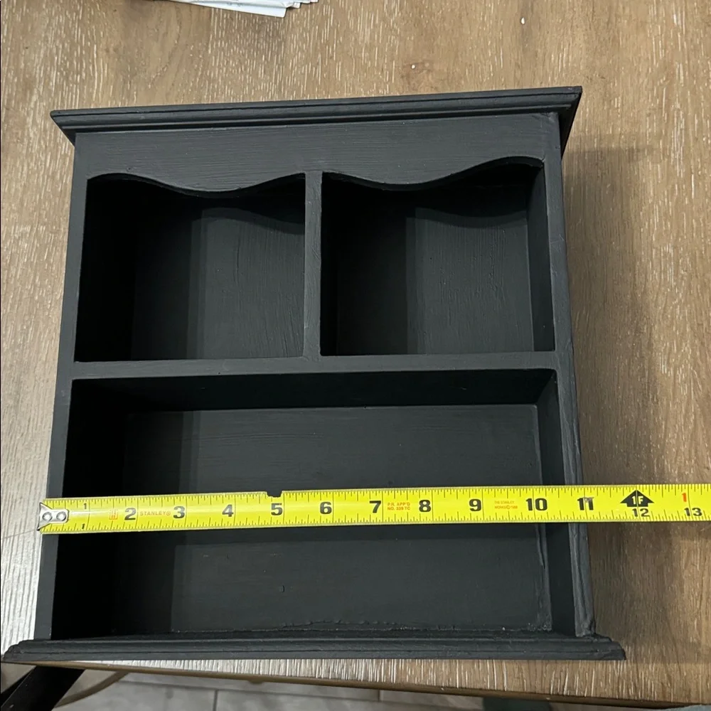 Black shelf - Picture 4 of 5